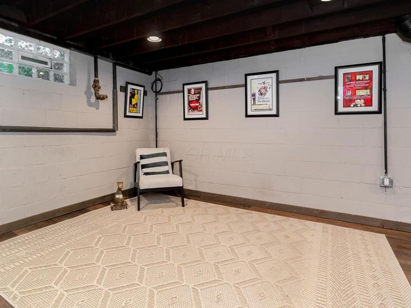 1872 Kentwell Road, Columbus, OH 43221 Photo 23