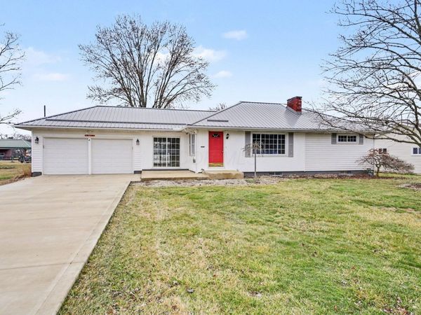 3641 Kay Drive, Zanesville, OH 43701