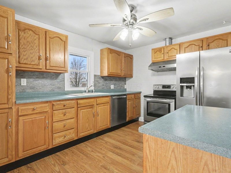 3641 Kay Drive, Zanesville, OH 43701 Photo 2