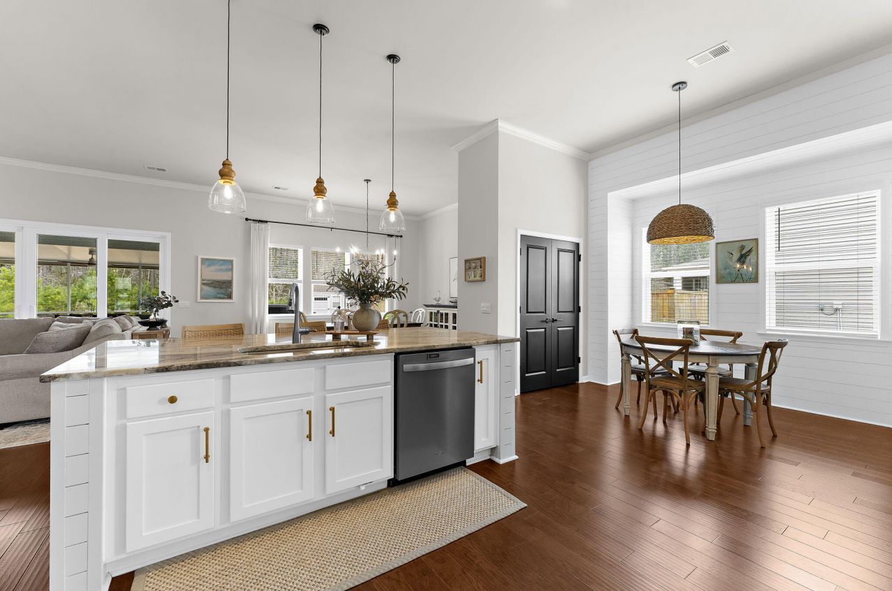 1078 Wading Point Boulevard Photo 16