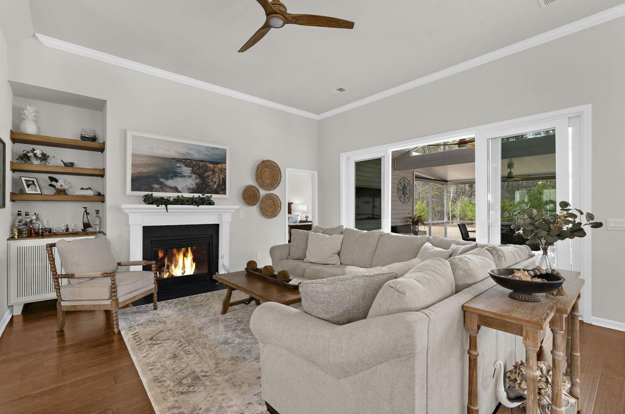 1078 Wading Point Boulevard Photo 7