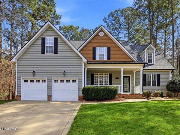 52 Hawks Nest Circle, Smithfield, NC 27577