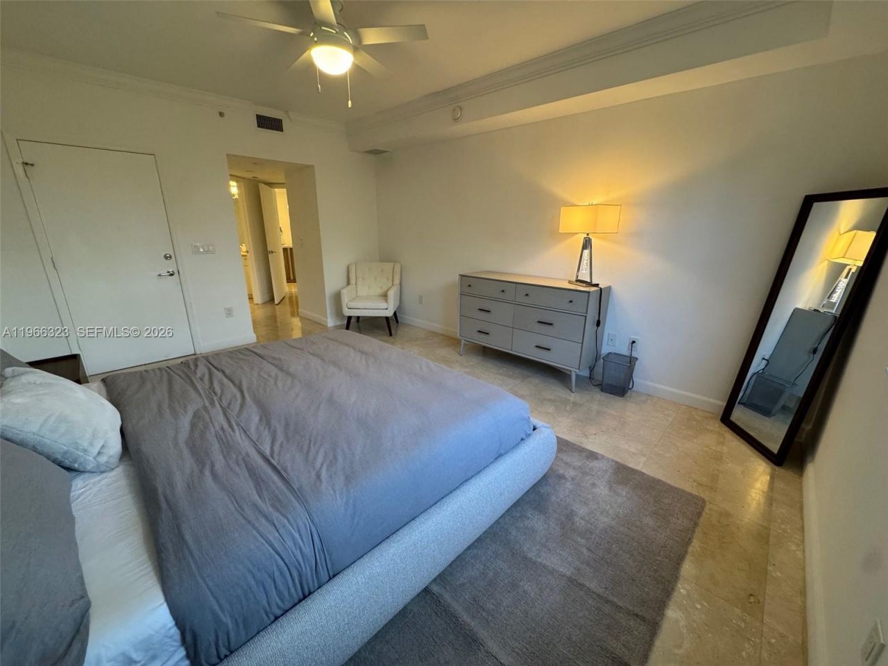 20000 E Country Club Dr , Unit 208, Aventura, FL 33180 Photo