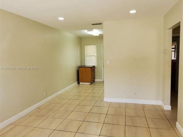 1925 Scott St, Unit 1-2, Hollywood, FL 33020