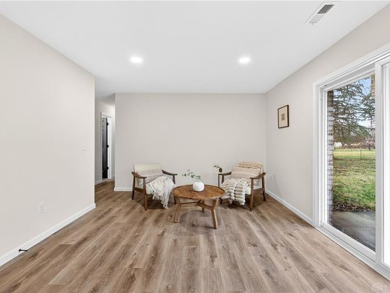 345 Valleyview Drive, Troy, OH 45373 Photo 14