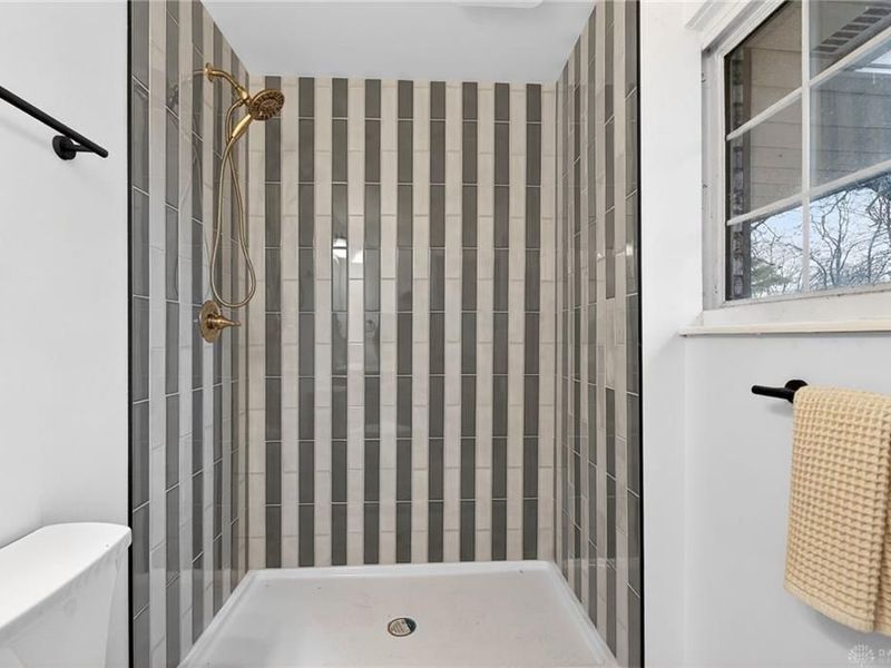 345 Valleyview Drive, Troy, OH 45373 Photo 26