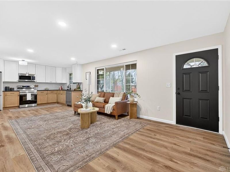 345 Valleyview Drive, Troy, OH 45373 Photo 3