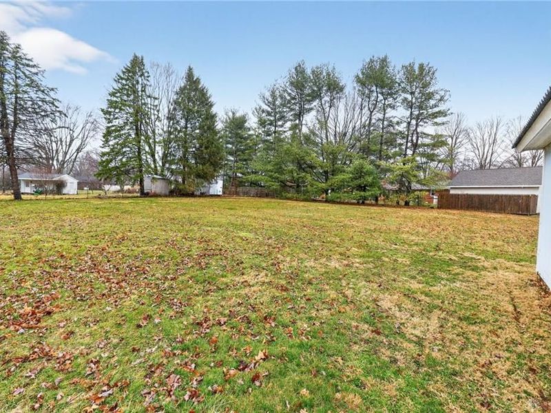 345 Valleyview Drive, Troy, OH 45373 Photo 41