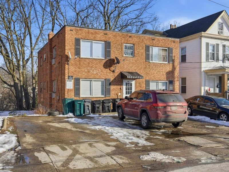 776 Wells Street, Cincinnati, OH 45205 Photo 2