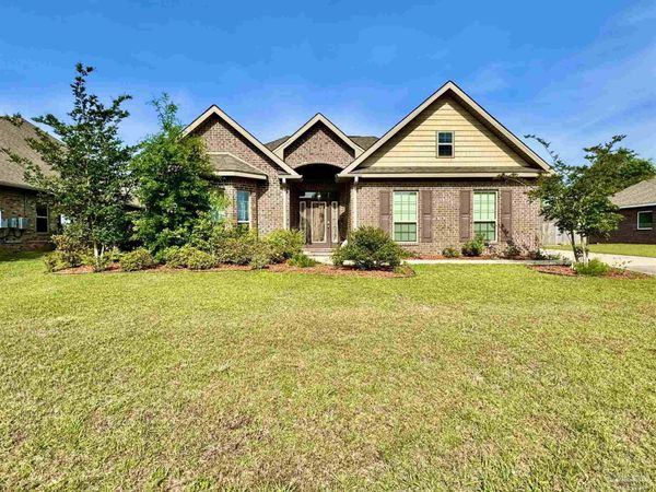 4632 Dupont Cir, Pace, FL 32571