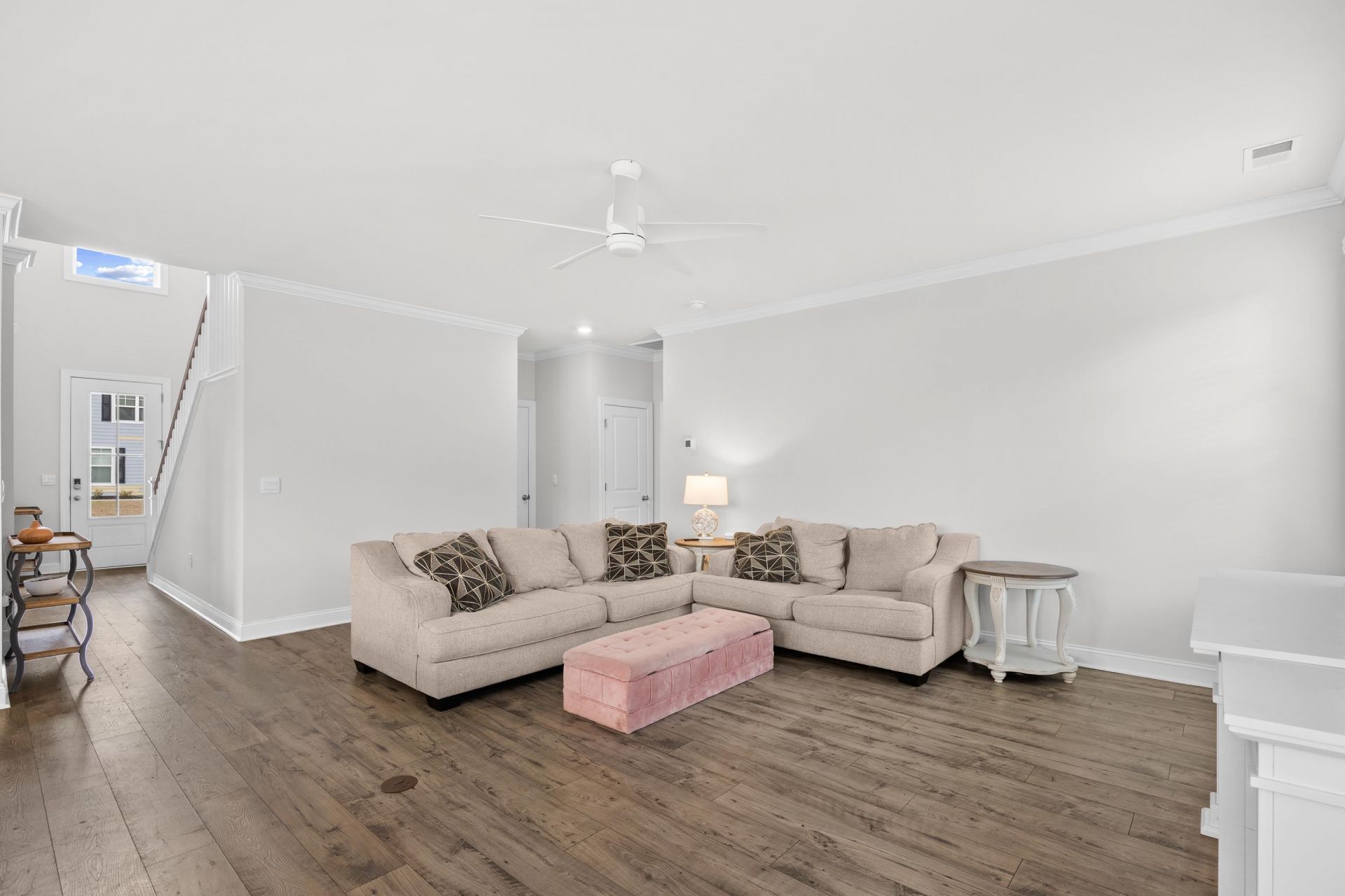 1325 Bermuda Grass Dr. Photo 16