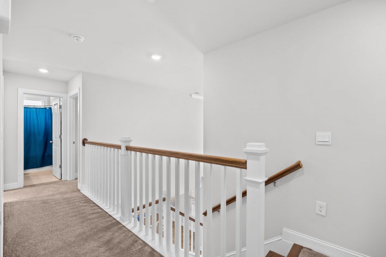 1325 Bermuda Grass Dr. Photo 20