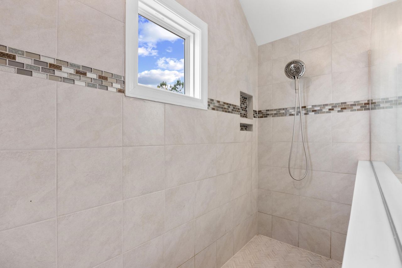 1325 Bermuda Grass Dr. Photo 30