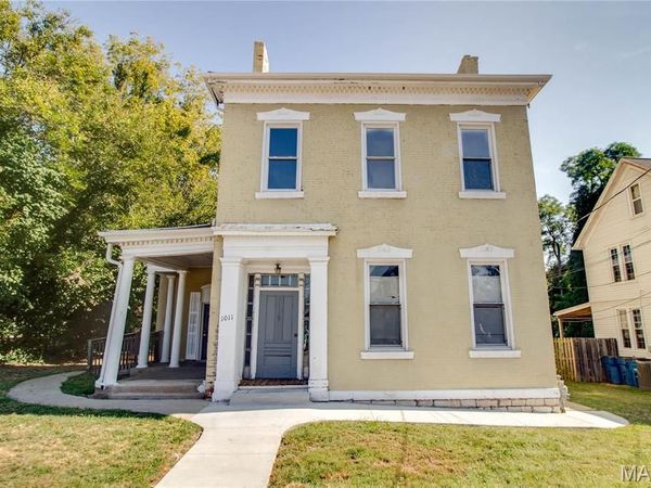 1011 State Street , Alton, IL 62002