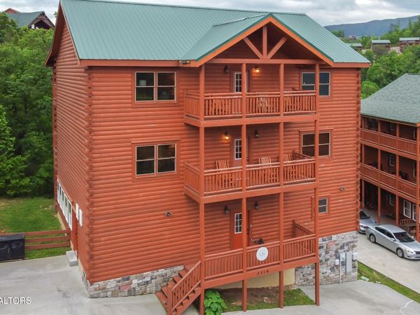 2316 Boulder Way, Sevierville, TN 37862
