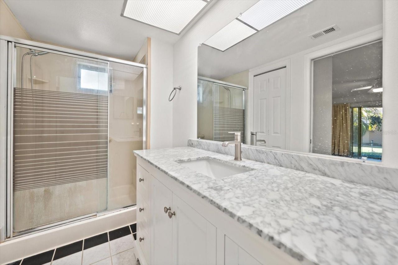 2275 Kingfisher Lane, Clearwater, FL 33762 Photo