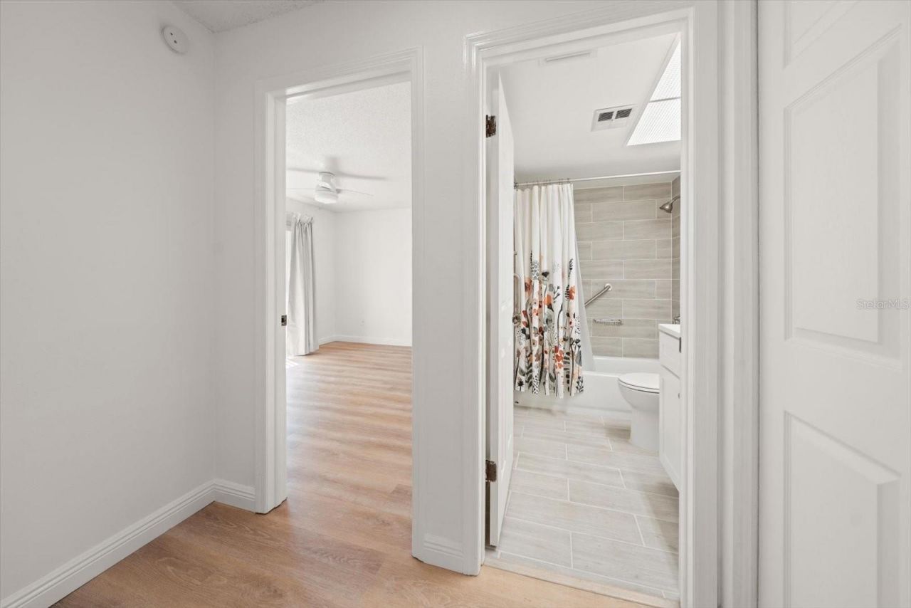 2275 Kingfisher Lane, Clearwater, FL 33762 Photo