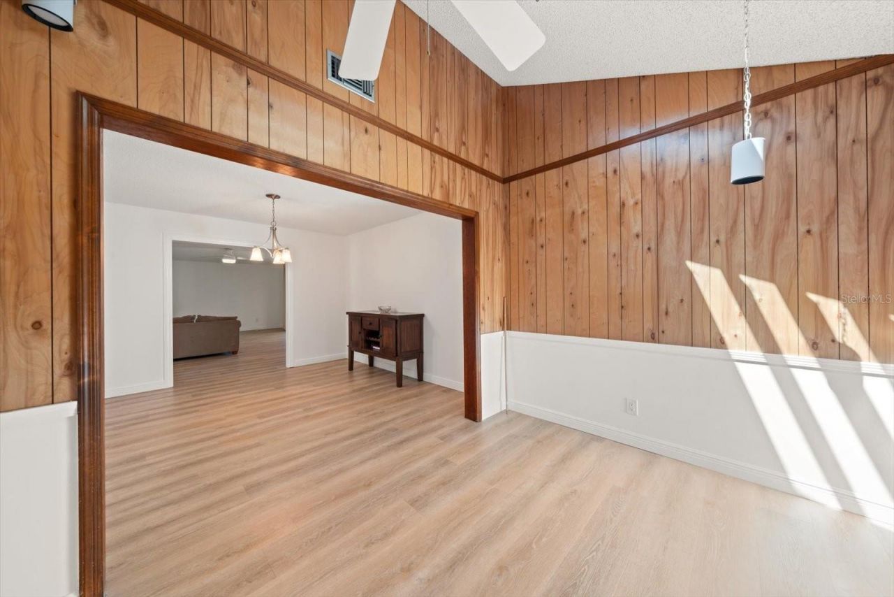 2275 Kingfisher Lane, Clearwater, FL 33762 Photo