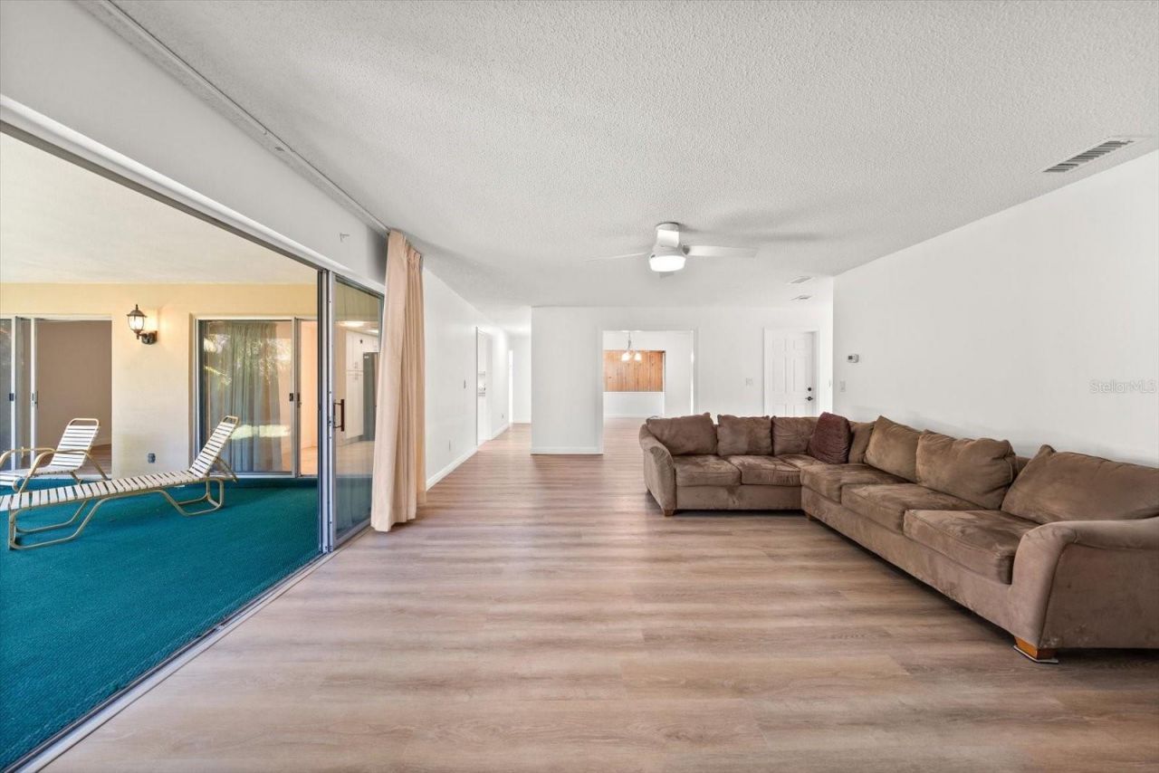 2275 Kingfisher Lane, Clearwater, FL 33762 Photo