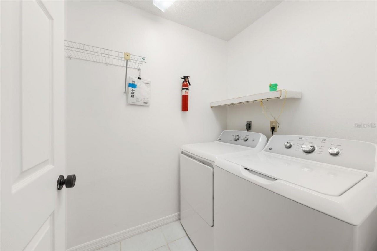 2275 Kingfisher Lane, Clearwater, FL 33762 Photo