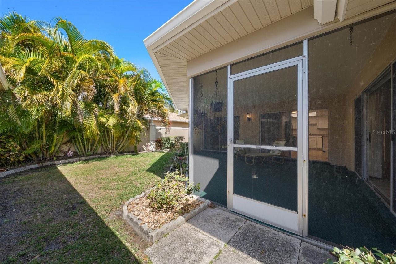 2275 Kingfisher Lane, Clearwater, FL 33762 Photo