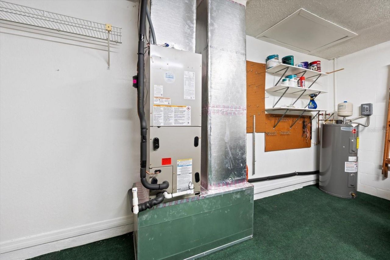 2275 Kingfisher Lane, Clearwater, FL 33762 Photo