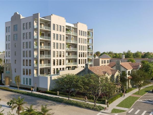 749 BURLINGTON AVENUE, Unit 305, ST PETERSBURG, FL 33701