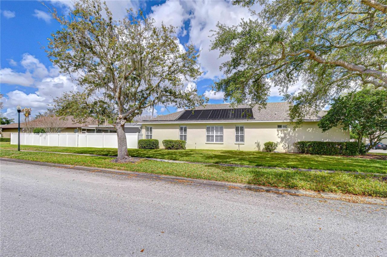 2963 Hickory Grove Drive, Valrico, FL 33596 Photo