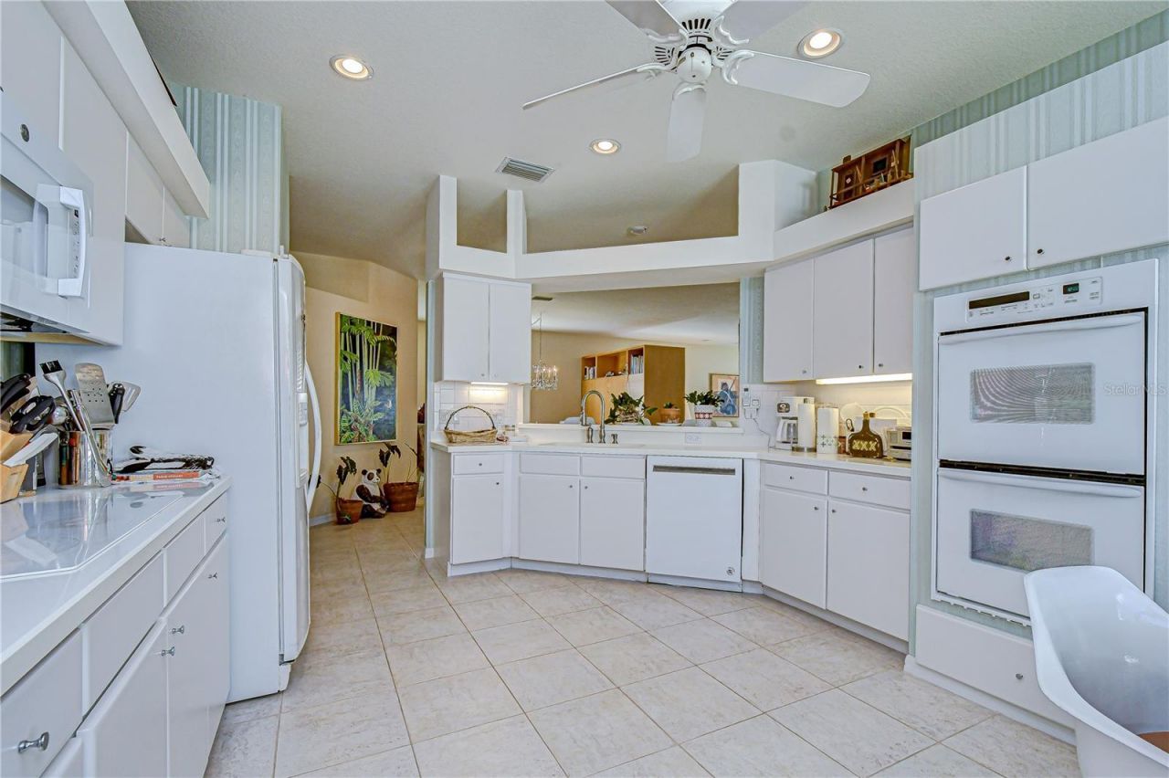 2963 Hickory Grove Drive, Valrico, FL 33596 Photo