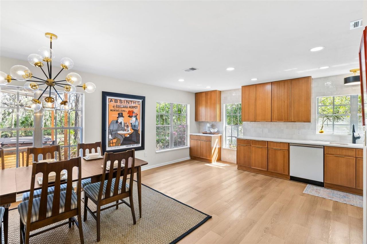 6906 Valrie Lane, Riverview, FL 33569 Photo