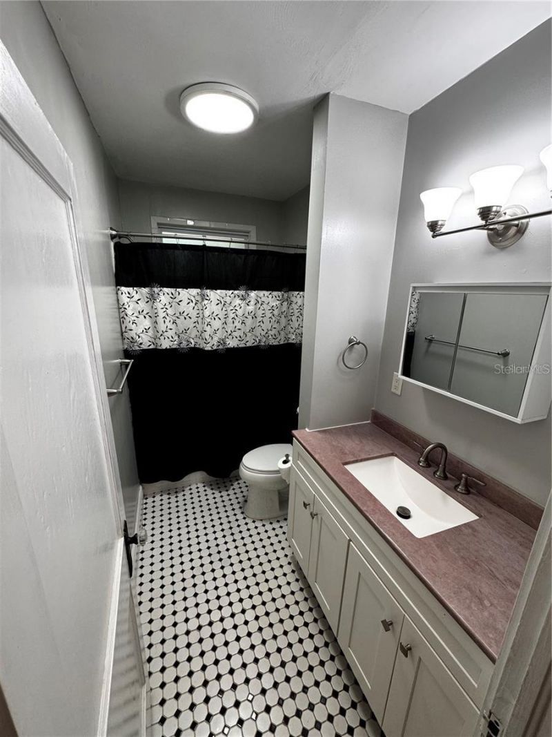 320 N Rhodes Street , Mount Dora, FL 32757 Photo