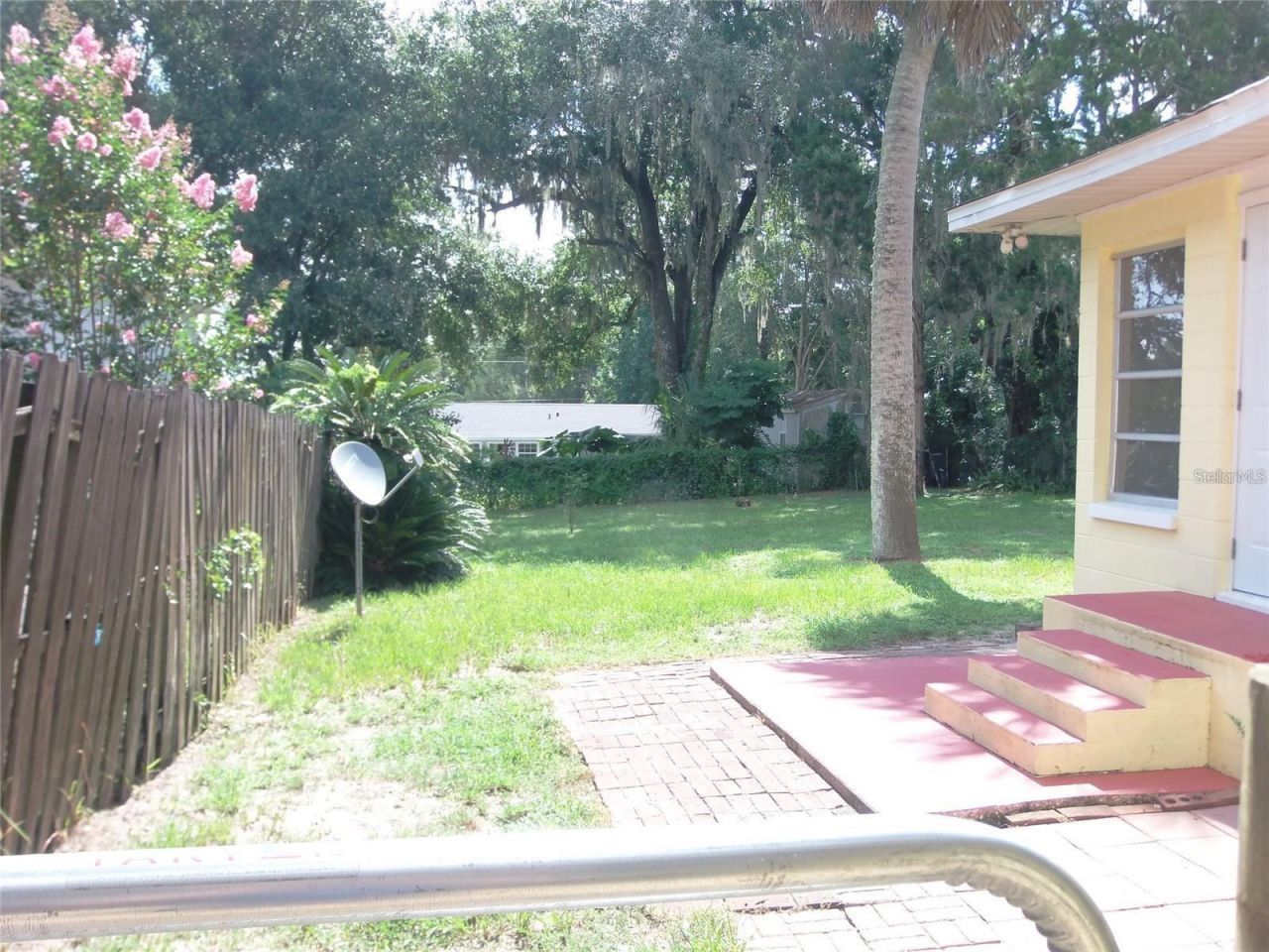 320 N Rhodes Street , Mount Dora, FL 32757 Photo