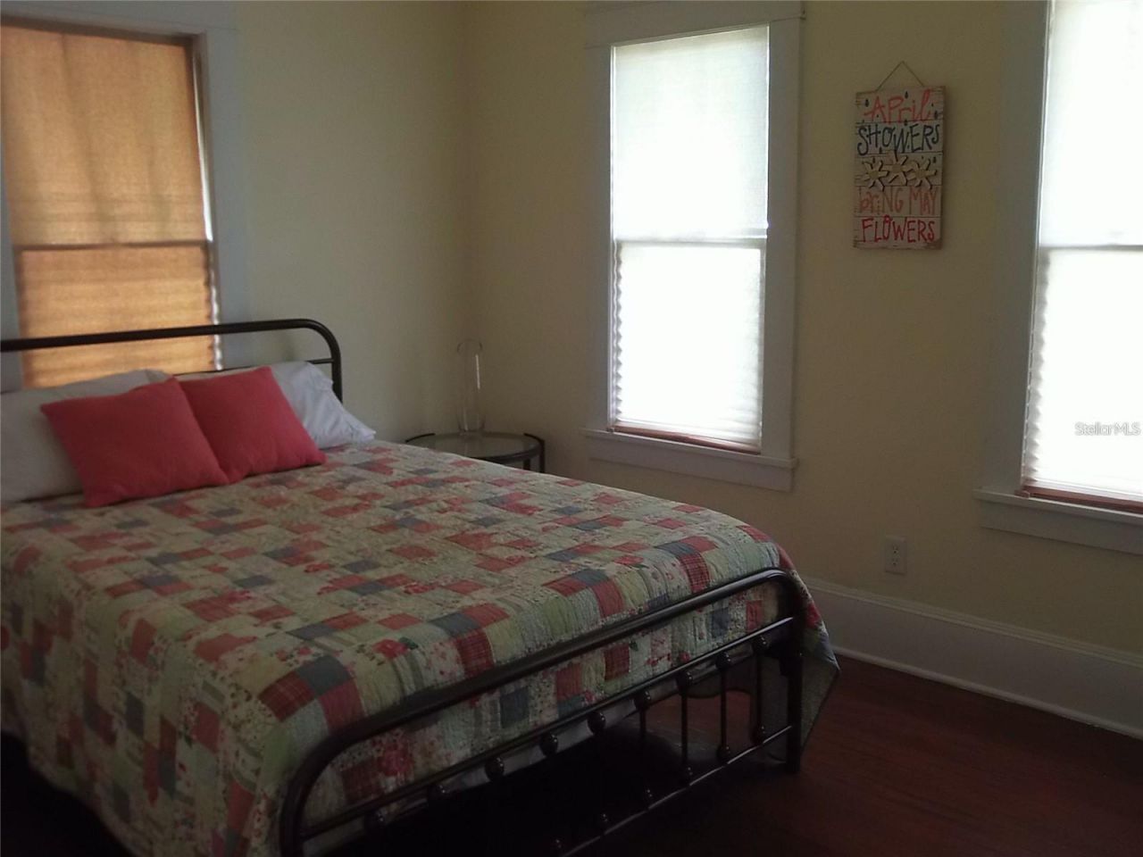 320 N Rhodes Street , Mount Dora, FL 32757 Photo