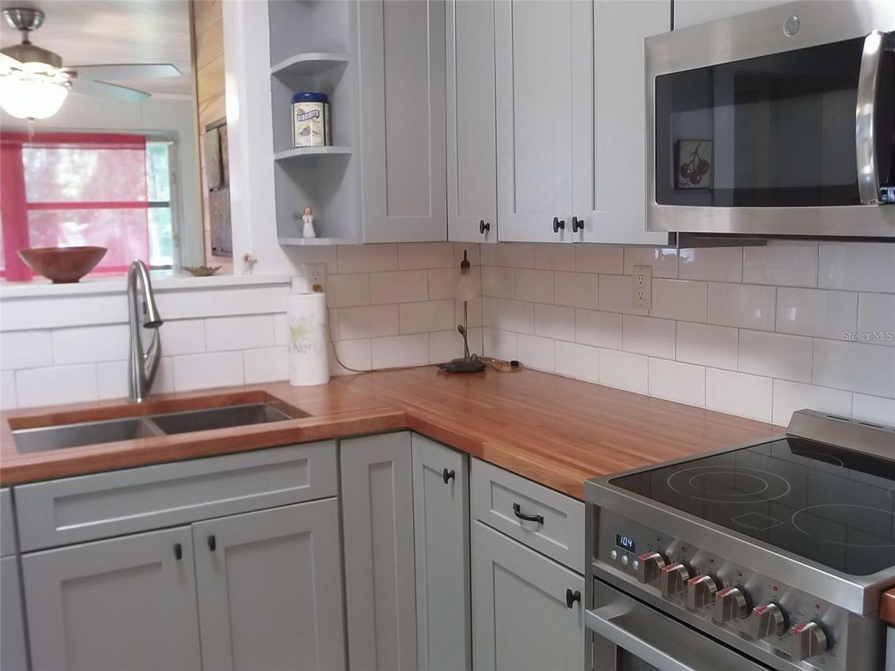 320 N Rhodes Street , Mount Dora, FL 32757 Photo