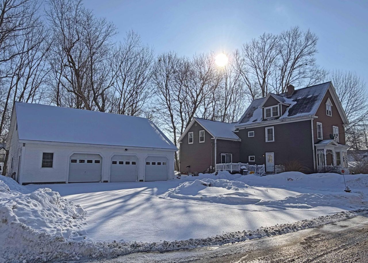 9 Chapel Street, Ellsworth, ME 04605 Main Photo