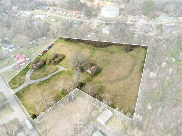 1375 Benton Pike NE, Cleveland, TN 37311