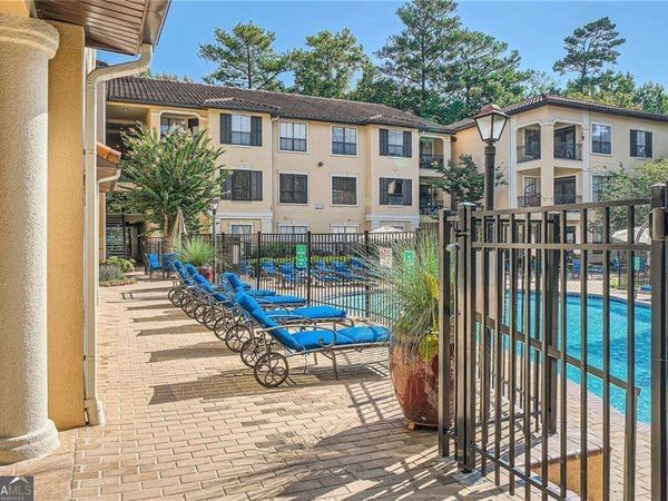 3777 Peachtree Road NE, Unit 1221, Brookhaven, GA 30319