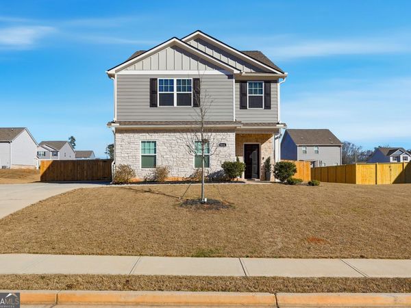 814 Robbie Lane, Monroe, GA 30655