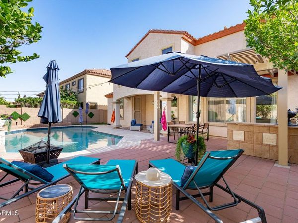 16018 W SHANGRI LA Road, Surprise, AZ 85379