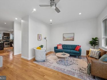 2555 CARPENTER STREET, Unit E, PHILADELPHIA, PA 19146