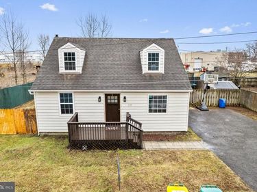 29 3RD STREET, FEASTERVILLE TREVOSE, PA 19053