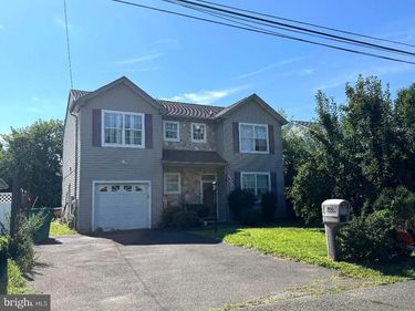 806 LOGAN AVENUE, CROYDON, PA 19021