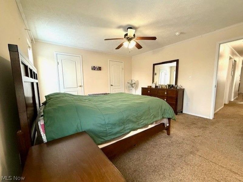 362 Pin Oak Circle, Elyria, OH 44035 Photo 14