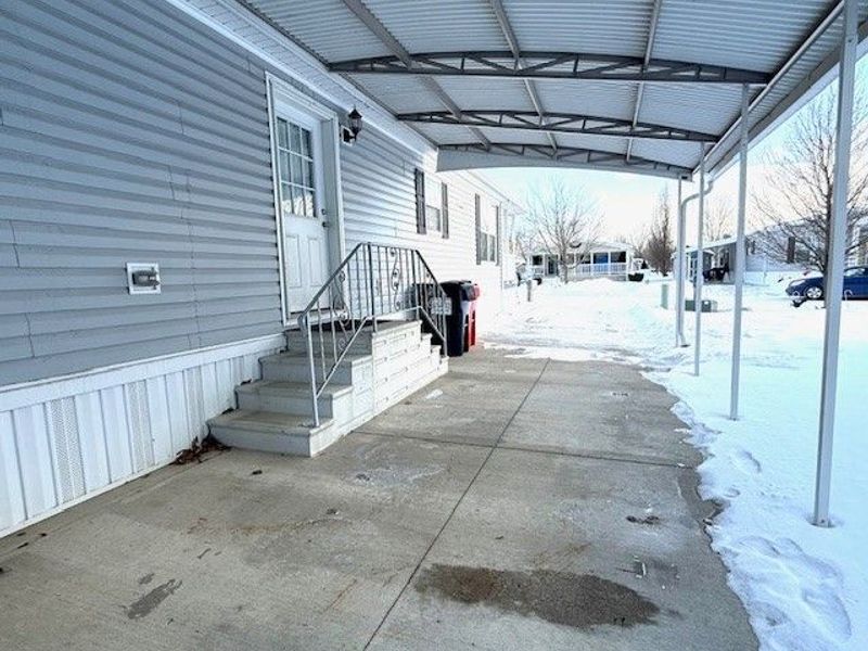 362 Pin Oak Circle, Elyria, OH 44035 Photo 16