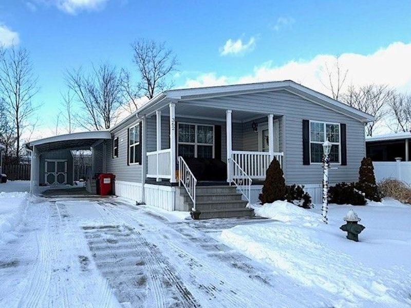 362 Pin Oak Circle, Elyria, OH 44035 Photo 2