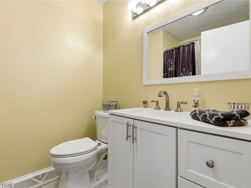 132 Eldridge Road , Aurora, OH 44202 Photo 24