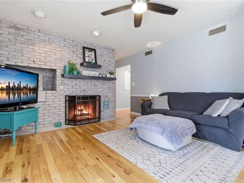 132 Eldridge Road , Aurora, OH 44202 Photo 8