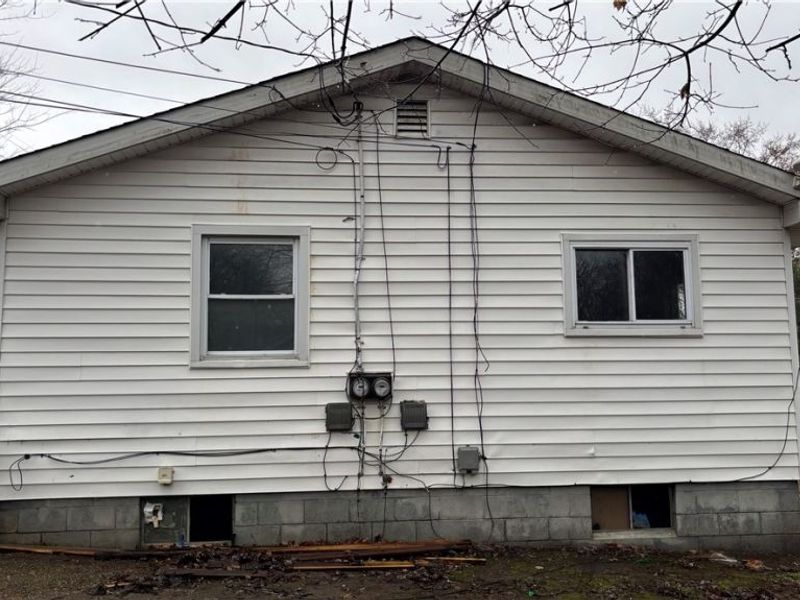 1212 Derbydale Road, Akron, OH 44306 Photo 2