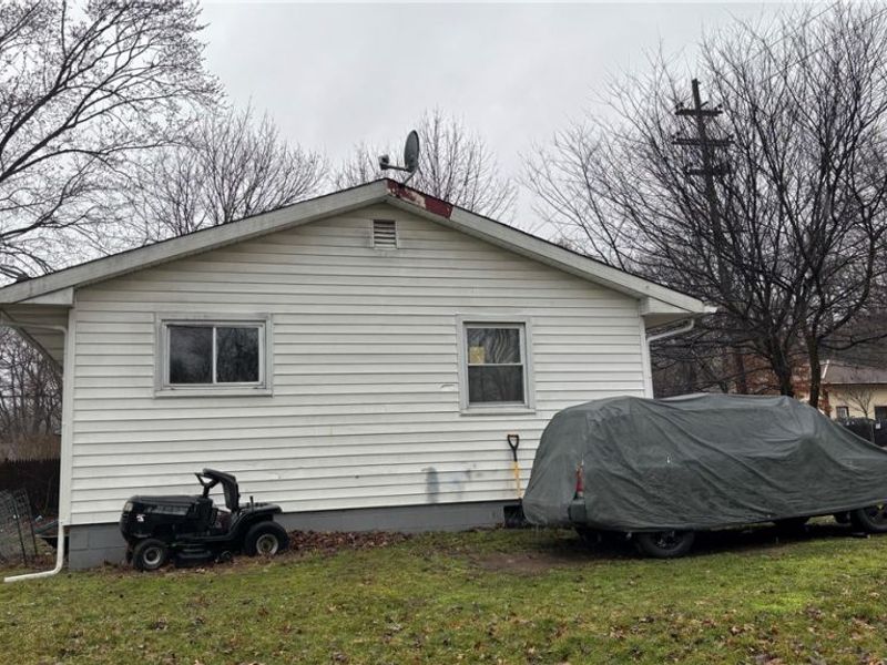 1212 Derbydale Road, Akron, OH 44306 Photo 4