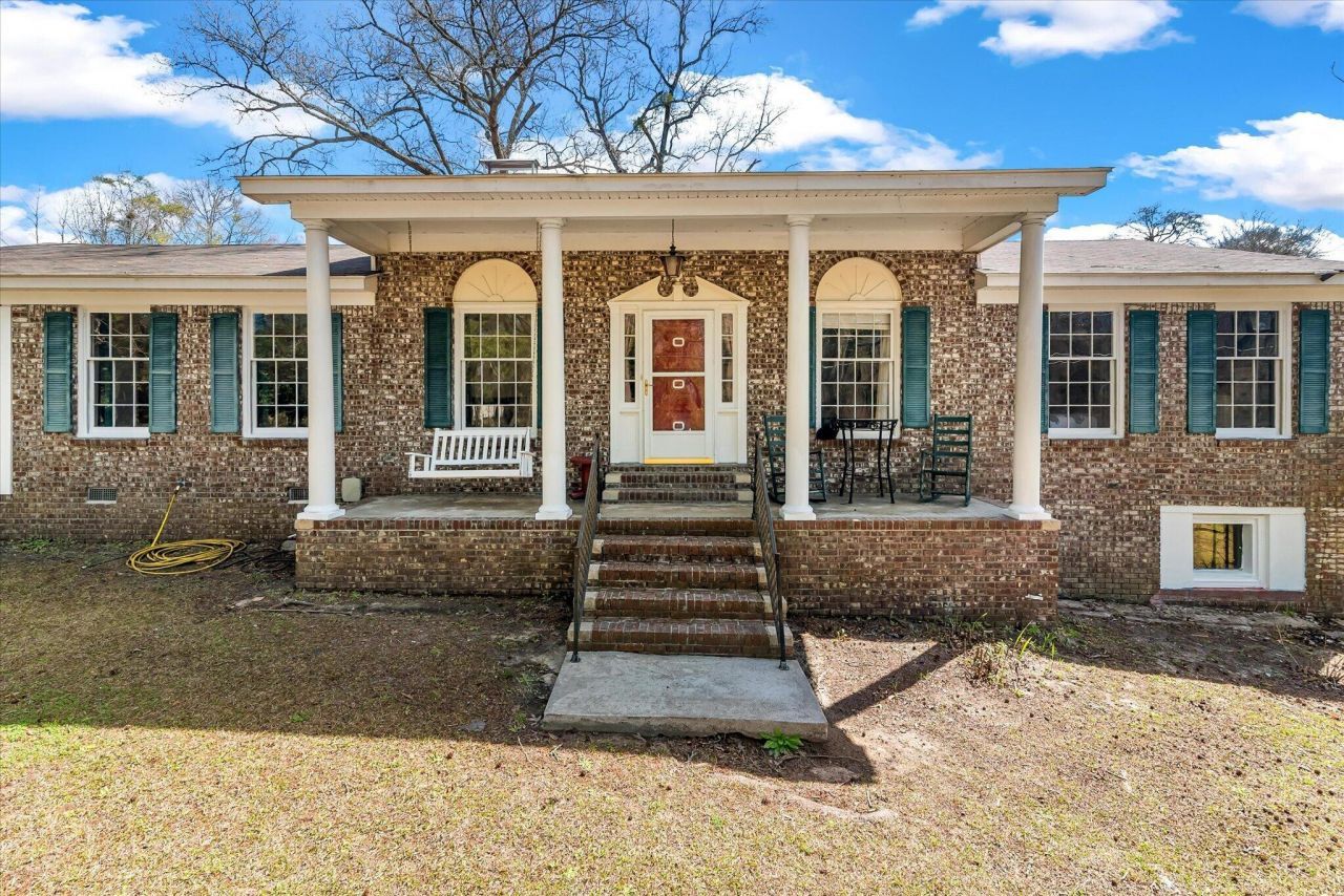 1979 Highway 15 S Photo 1